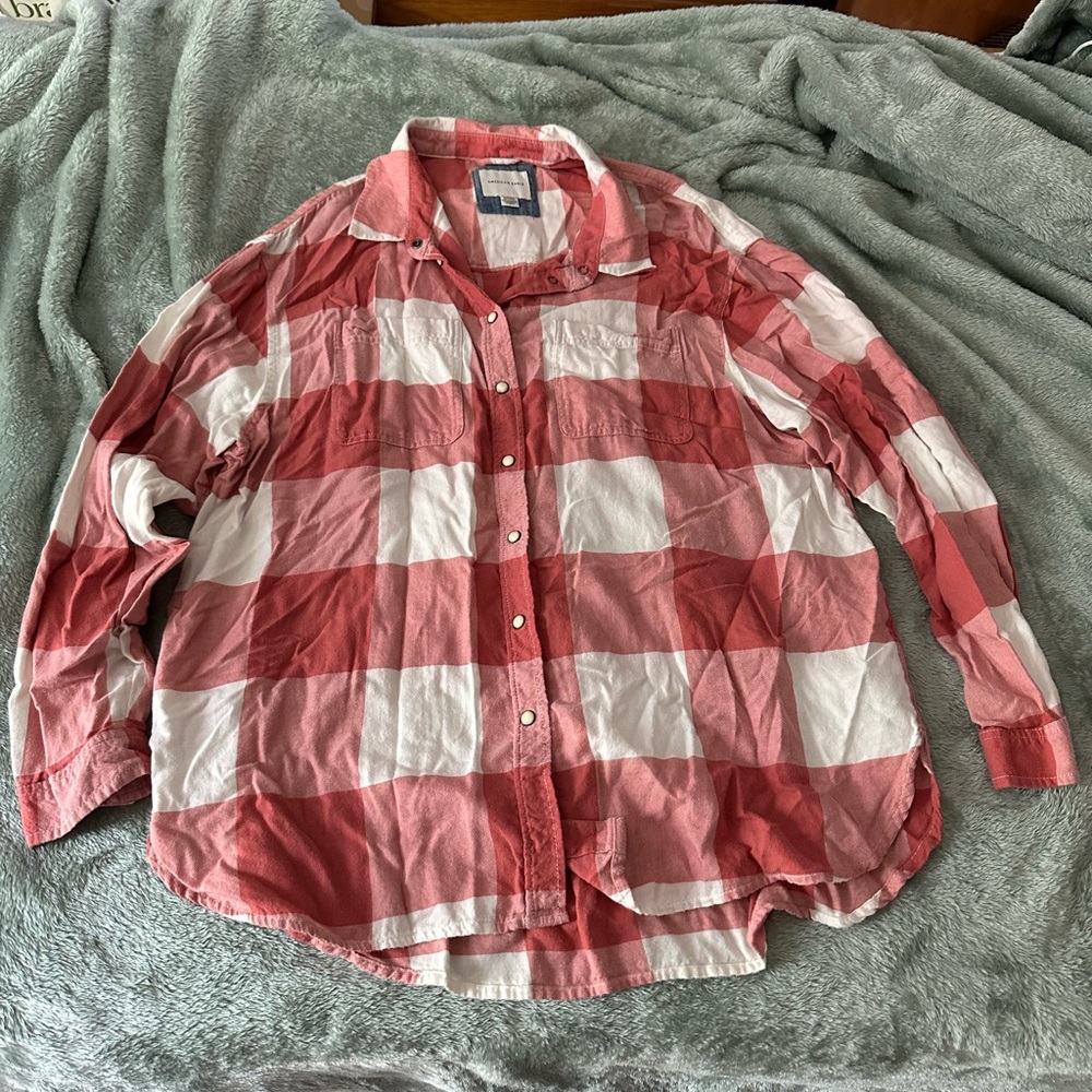 American Eagle Outfitters Red and White Plaid Button Down Shirt